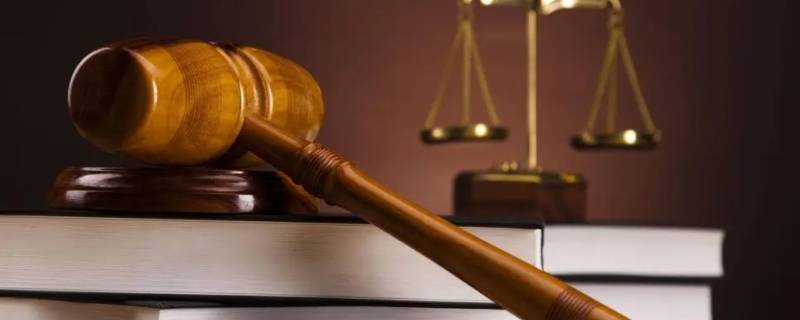 被害人倒地再施加伤害叫什么罪名